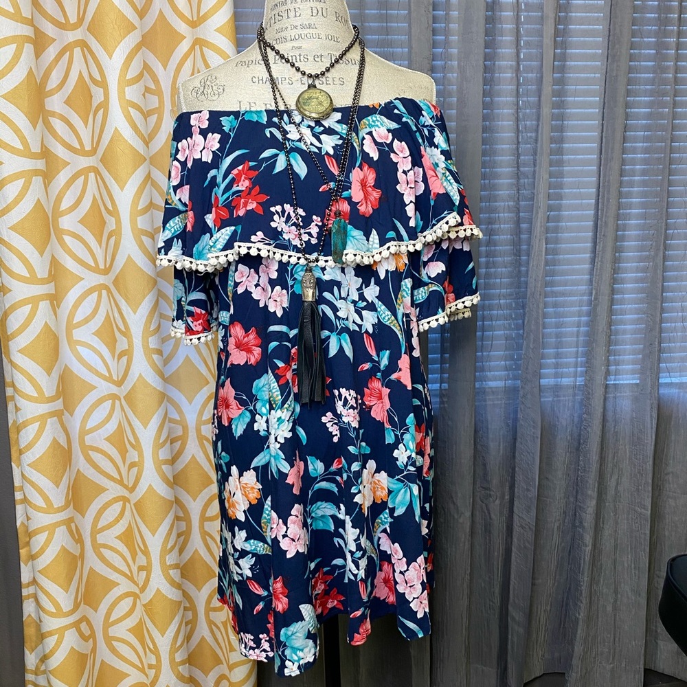 Steezyer Floral Print Strapless Dress